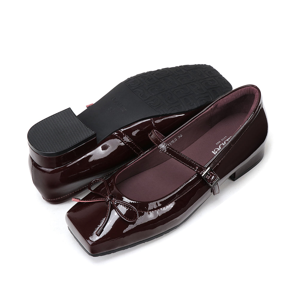 Lacquer High Shine Leather Square Toe 1.5in Heel Mary Jane