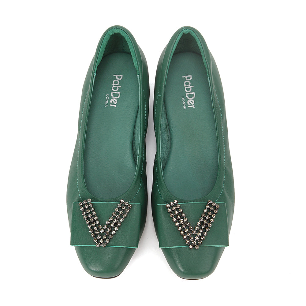 Ladies V-Shape Décor Round Toe Flats
