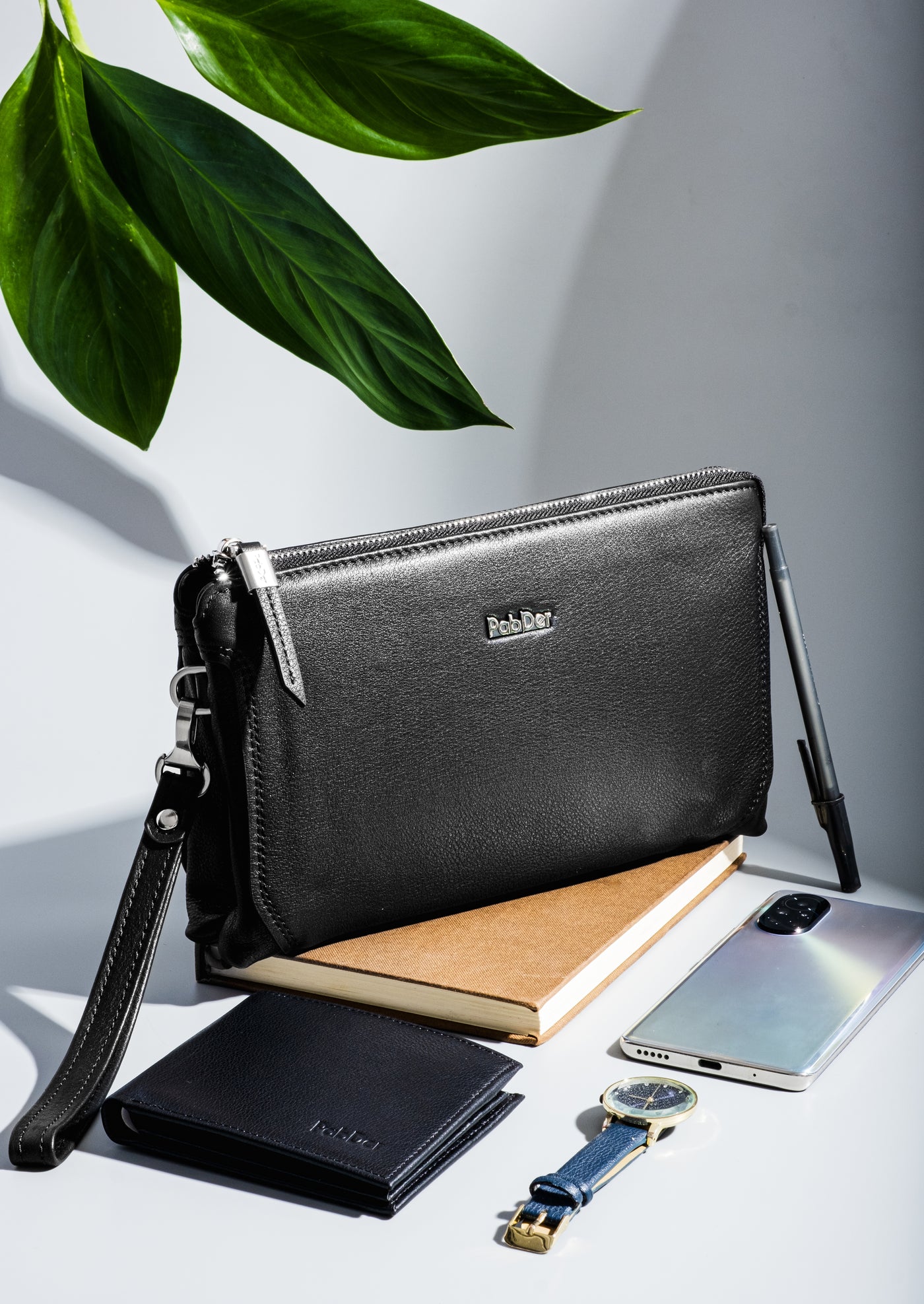 Cluth/Wristlet Bag