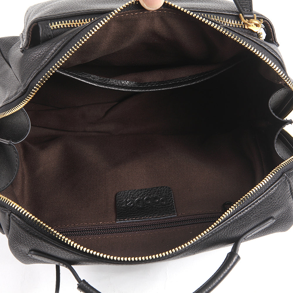 Claris Shoulder Bag