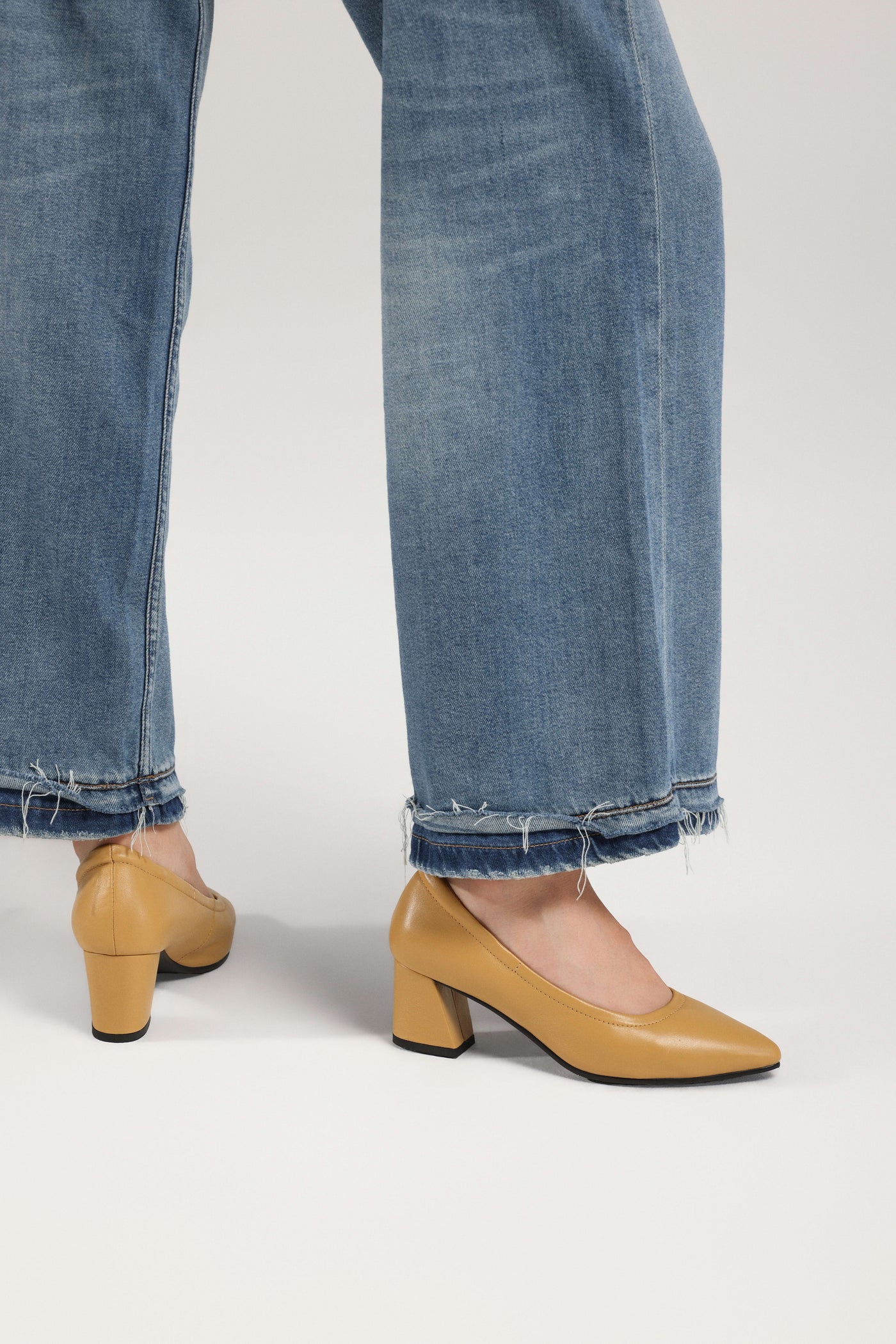 Pointed Toe Wedged Heels