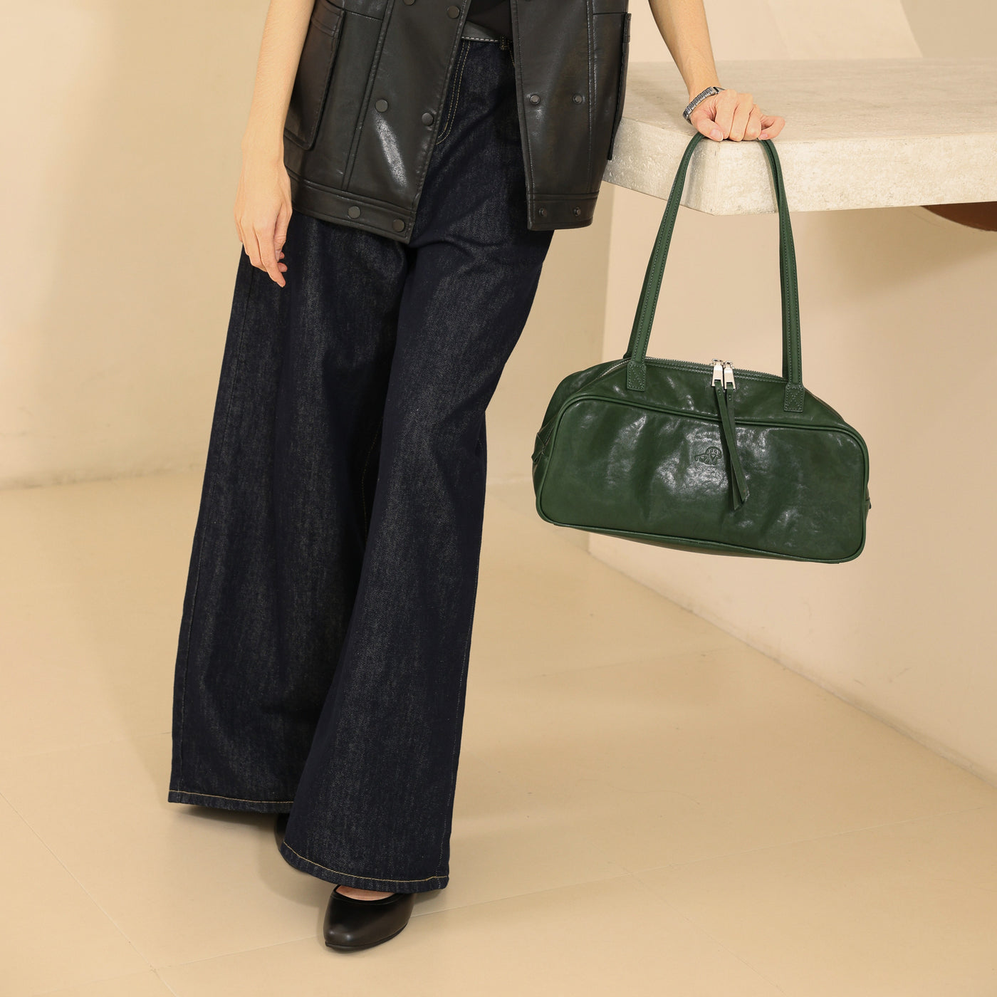 Medium Vegetable Tanned Rectangular Leather Purse