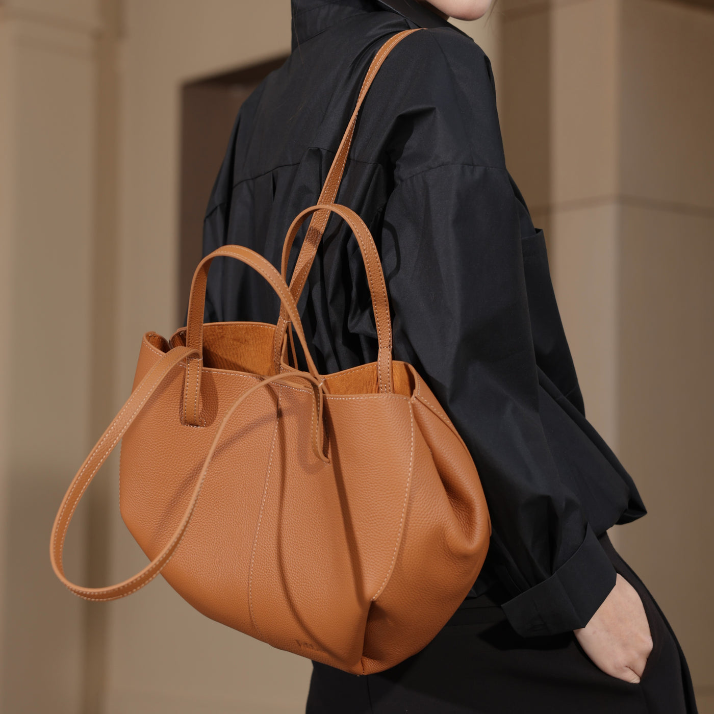Hold-all Tote