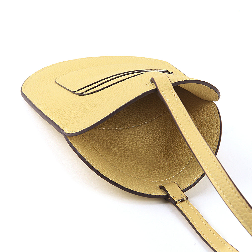 Circular Cellphone Pouch