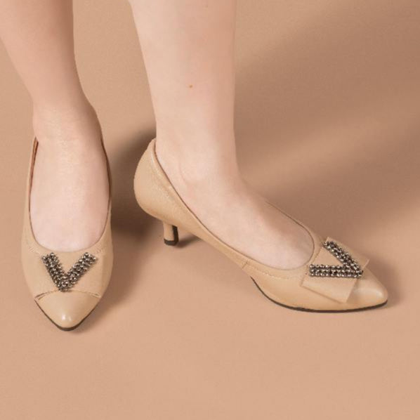 Ladies V-shape Décor 2in Heels CS1151