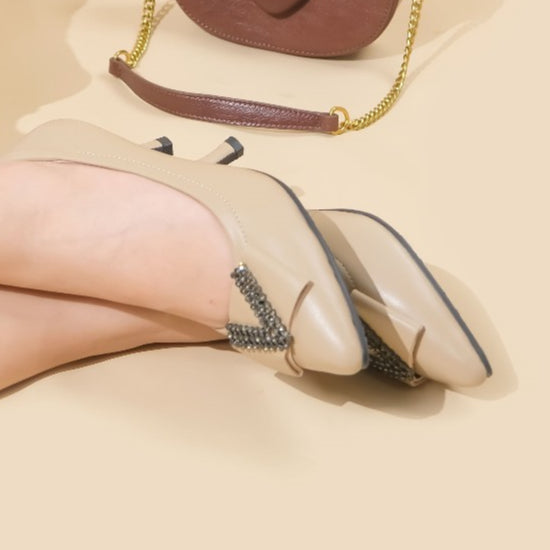 Ladies V-shape Décor 2in Heels CS1151