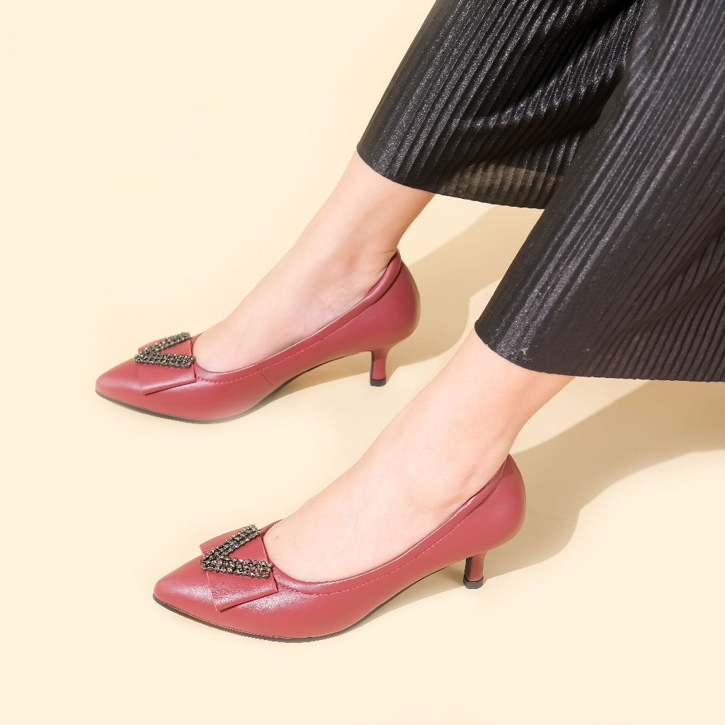 Ladies V-shape Décor 2in Heels CS1151