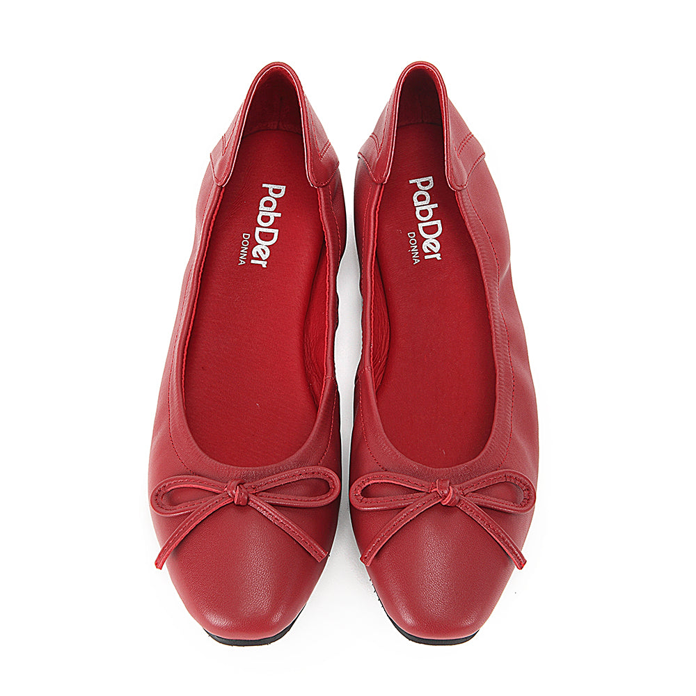 Round toe with soft sole and bow decoration