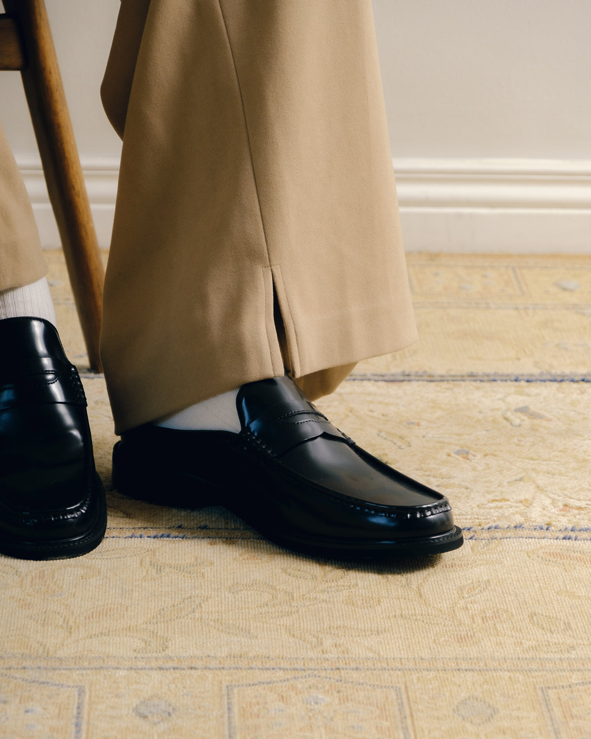 Shine Lacquer Half-Shoes