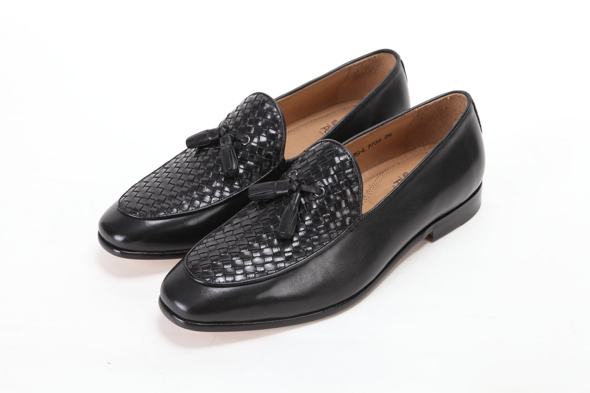 Tassel Woven Loafers