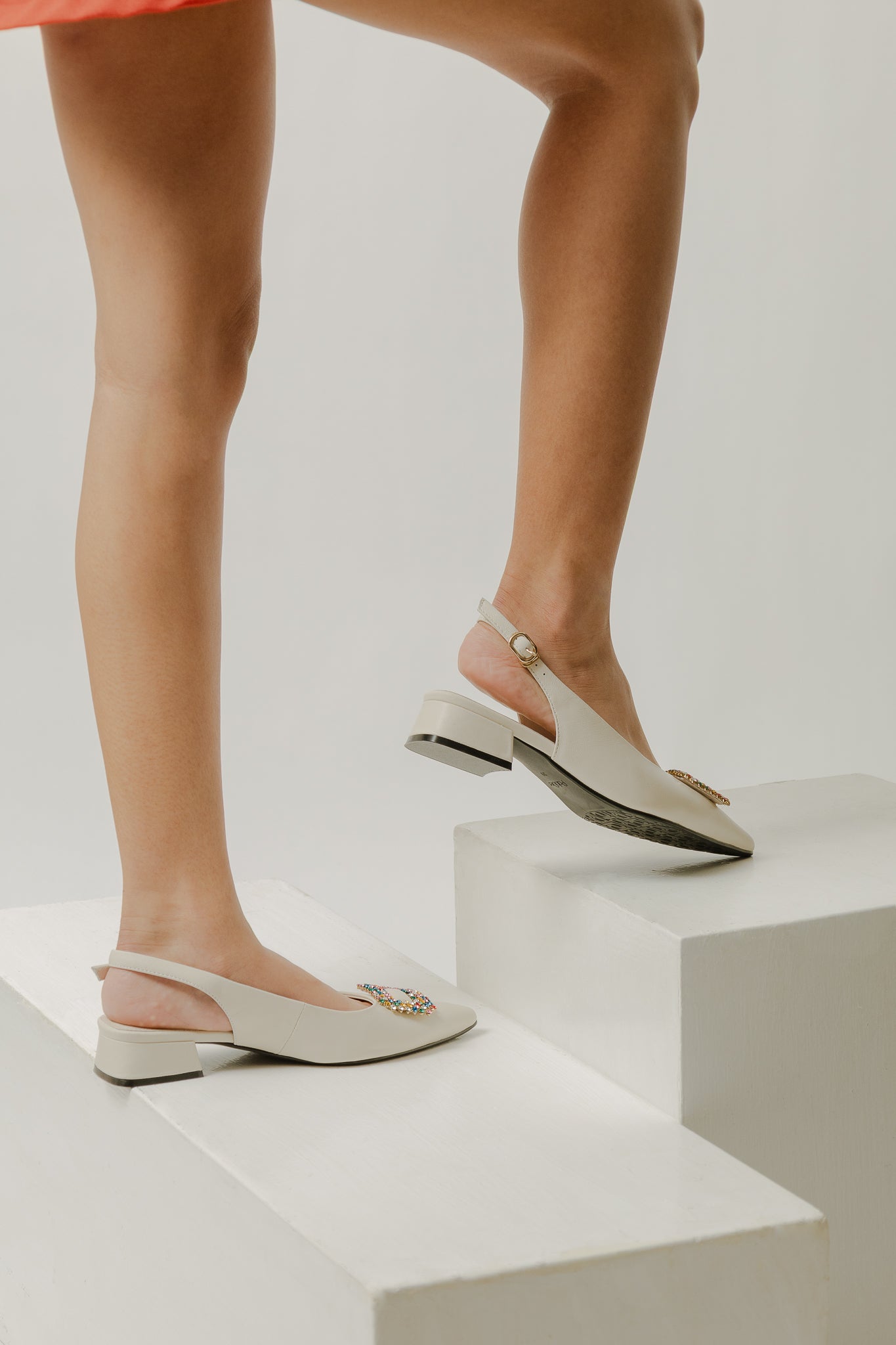 Pointed 0.5in Jewel Sling-Back