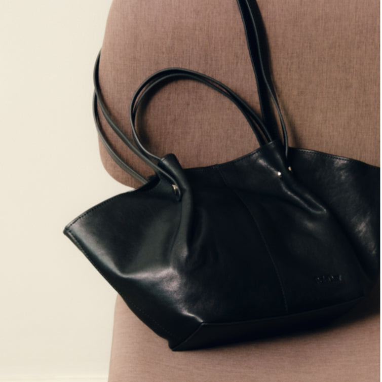 Mini Unstructured Sheepskin Hold-all Tote TT25997S