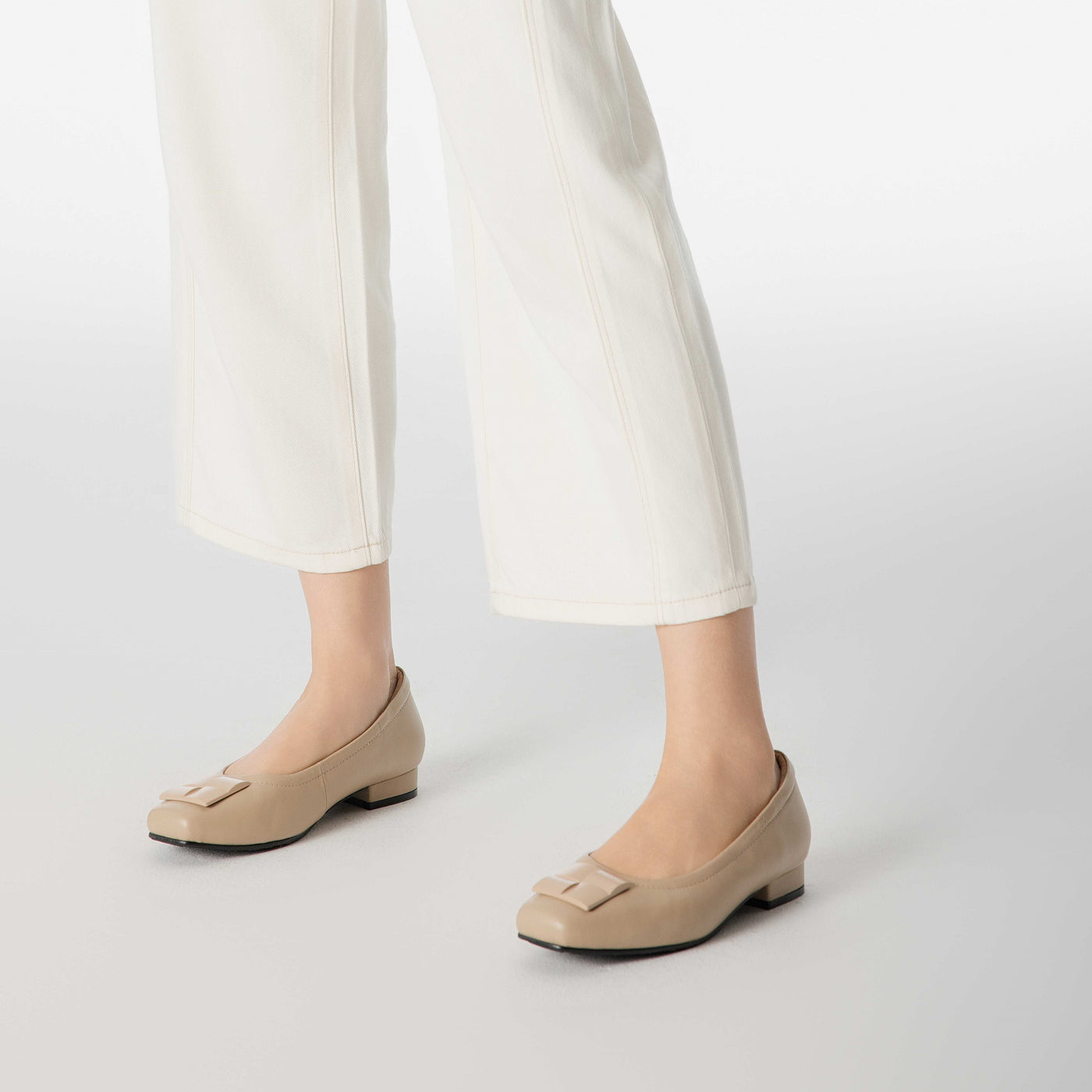 Cube Décor Square Toe .5in Heel Shoes