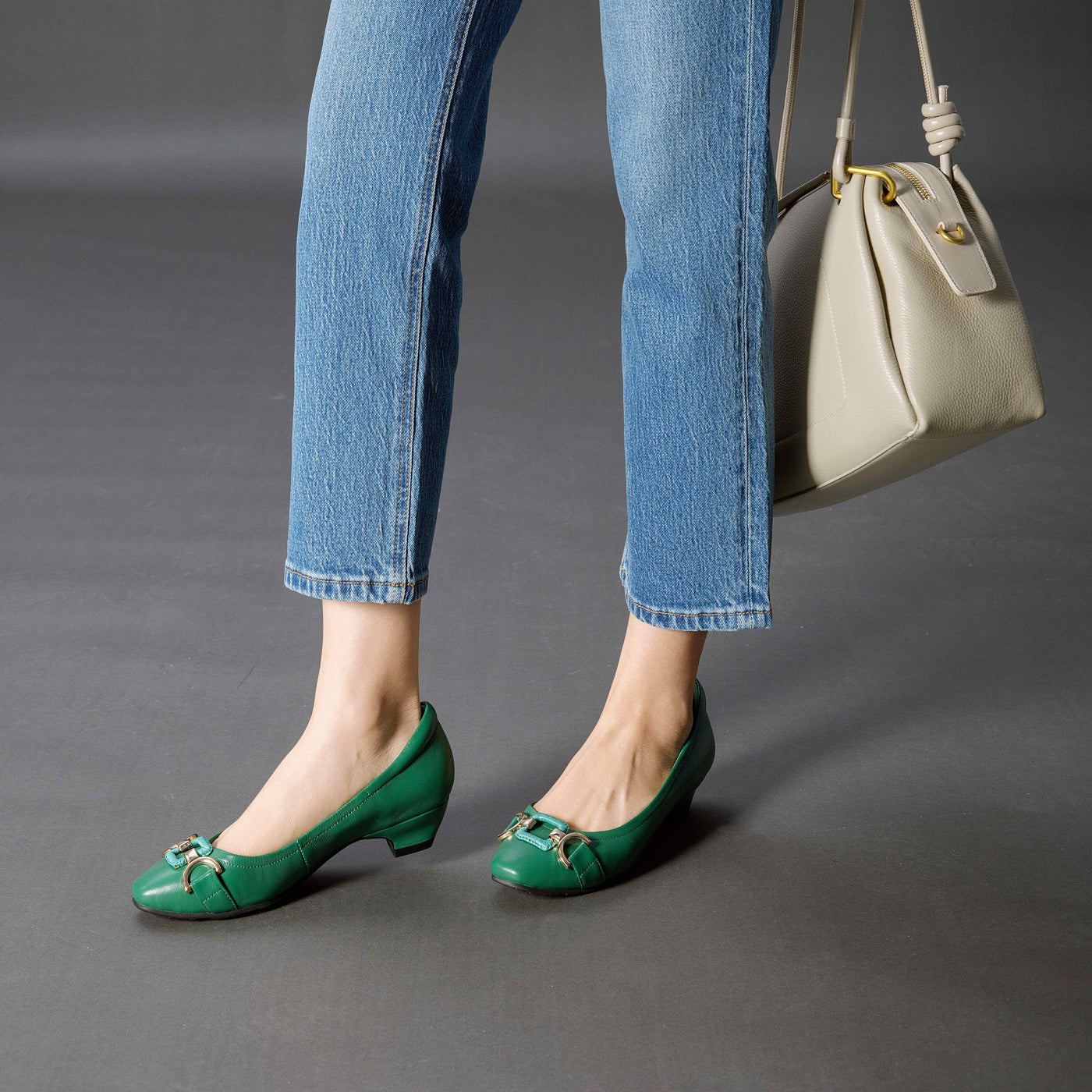 1in block heels