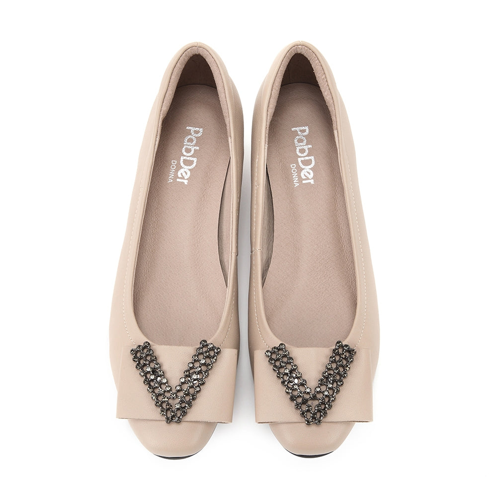 Ladies V-Shape Décor Round Toe 1in Heels CS9151